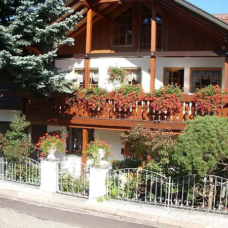 公寓 Haus Familie Egner *
